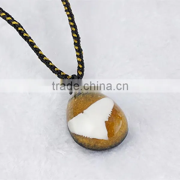 Colorful Shark Teeth Resin Crystal Necklace