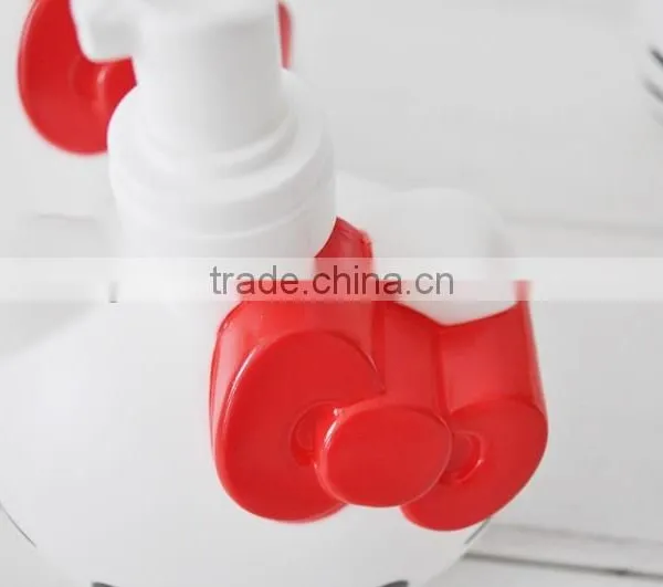 400ml Hello Kitty Lovely Bottle for Bath Lotion and Hand Sanitizer Promotional Gifts photo-4