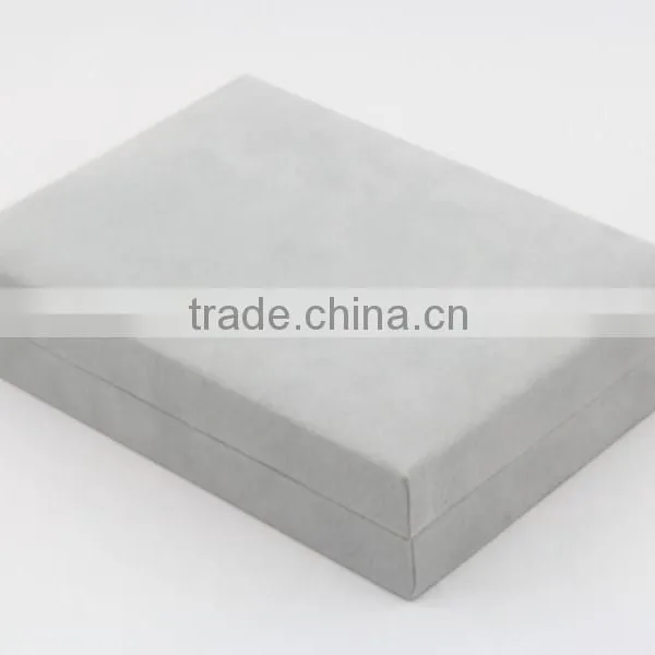 Luxury Custom Velvet Jewelry Pendant Box photo-2