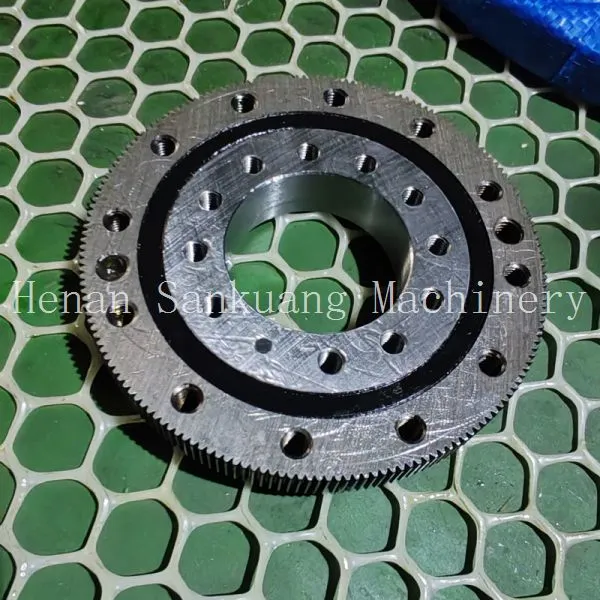 Self-Aligning Ball Bearing for Heavy-Duty Conveyor Systems, 6000 RPM Capability photo-4