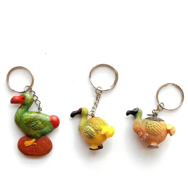Wholesale Price Personalized Mauritius Dodo Bird Keyrings Tourist Memento Custom Handpainted Resin Polyresin Souvenir Keychain Factory
