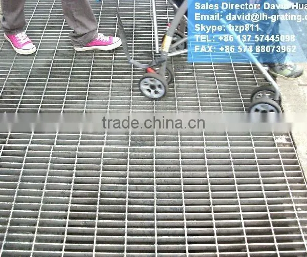 Galvanized Trench Floor Grating photo-4