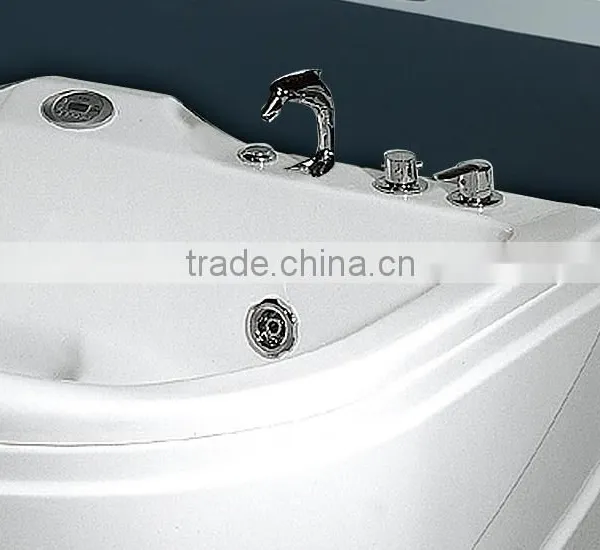 Hot Sale Large Sizes Acrylic Massage Bathtub With Good Shape photo-2