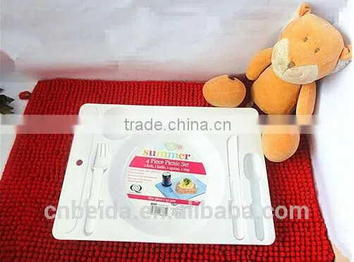 Wholesaling Baby Plasitc Plate With Rectangular Frame Outing Picnic Tableware With Knife and Fork Spoon