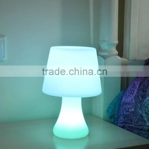 Classical Style Plactic LED Table Lamp for Home Hotel photo-5