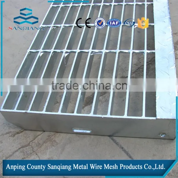 Hot Dip Galvanized Stair Treads photo-5