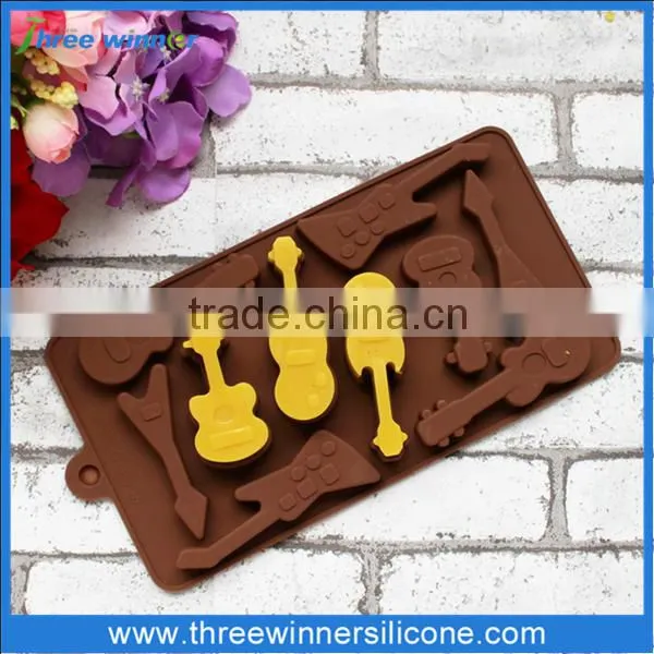 Guitar Silicone Cake Mould Non Stick Fashion Silicone Cake Mold photo-3