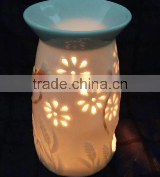 Hand Painted Ceramic Fragrance Oil Burner With Tealight Candle Factory Supply photo-3