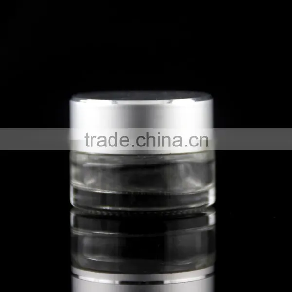Small Cosmetic Glass Jar 30g Jar With Silver Lid photo-4