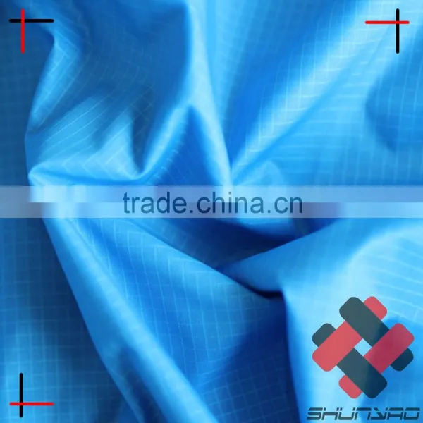 0.25 cm Double String 20D Ripstop Nylon Fabric With Cire Finishing for Down Jackets photo-3