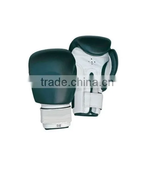 Wholesale Handmade Pre-Shaped Mold PU Boxing Gloves