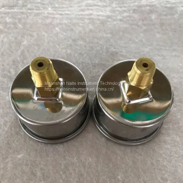 Industrial Small Dial 40mm Back Connection Pressure Gauge photo-4