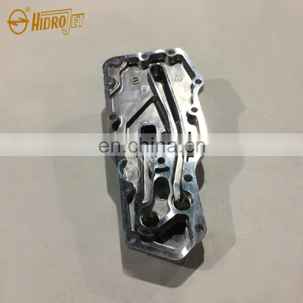 6BT Oil Cooler Cover 3284170 3923332 3918289 3915114 3908449 6735-61-2220 for 6D102-7 4D102 PC200-7 photo-2