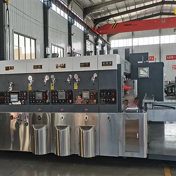 Suction Feeding High Precision Printing Slotter Die Cutter photo-2
