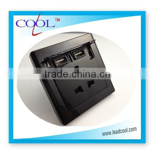 Multifunctional Socket With USB