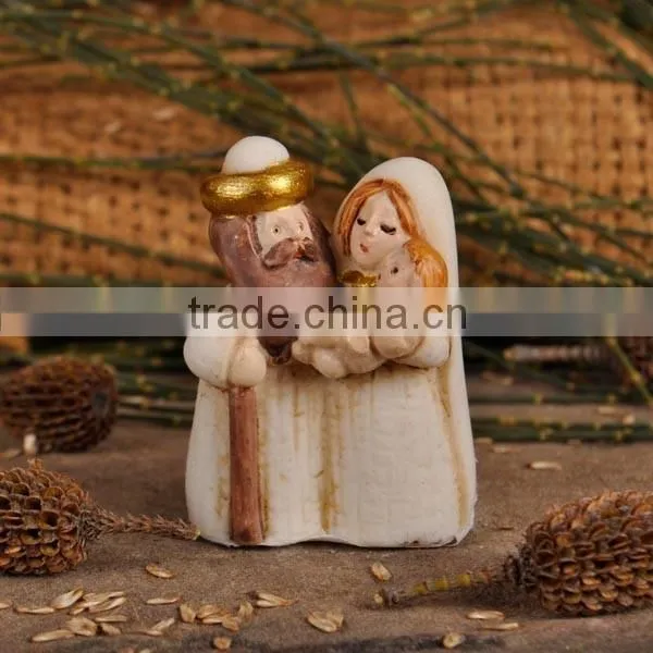Nativity Figurine Different Kinds of Handmade Article photo-2