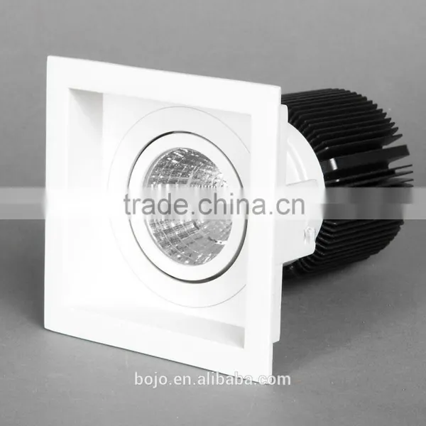 6W 9W 13W COB LED Downlight With Round and Square Outer Ring Made in China photo-4