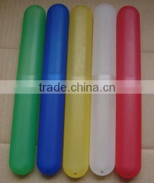 carry-conveniently travel set of toothbrush holder