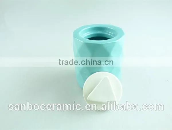 Stock Cheap Round Porcelain Perfume Bottle, Different Color Can be Mixed for Wholesale, photo-2