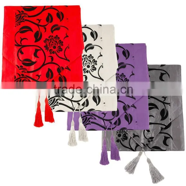 2016 New Flock Floral White Taffeta Retro Decorative Wedding Bed Table Runner Cloth photo-1