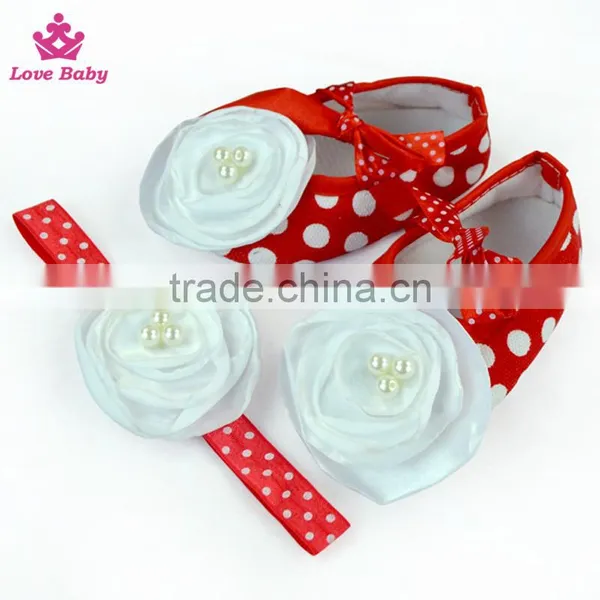 Fancy Polka Dot Floral Newborn Crib Shoes Baby Shoes Matching Headband photo-2