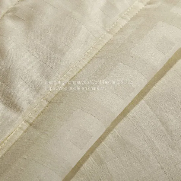 High Quality Hotel Comforter Bed Light Weight Cotton Cashmere Quilt for Winter photo-2