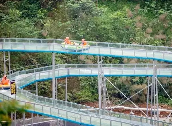 Scenic Area Large Glass Water Slide Net Red Project Outdoor Amusement Equipment Transparent High-altitude Rafting Manufacturers Customized photo-2