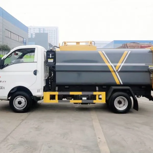 Garbage Truck photo-4