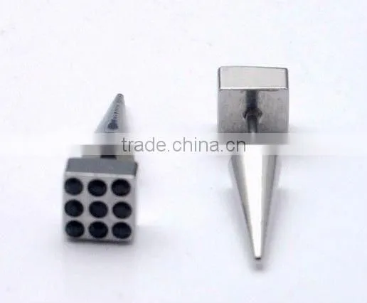 earring studs men