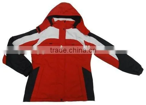 Lady Outdoor Jackts for Winter Trave