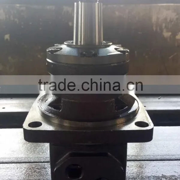 BMTW/OMTW 4 Bolts Wheel Flange Cone Shaft With Big Torque Hydraulic Drive Wheel Motor photo-4