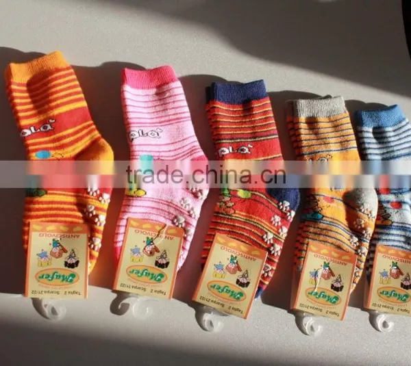 Non Slip Socks photo-5