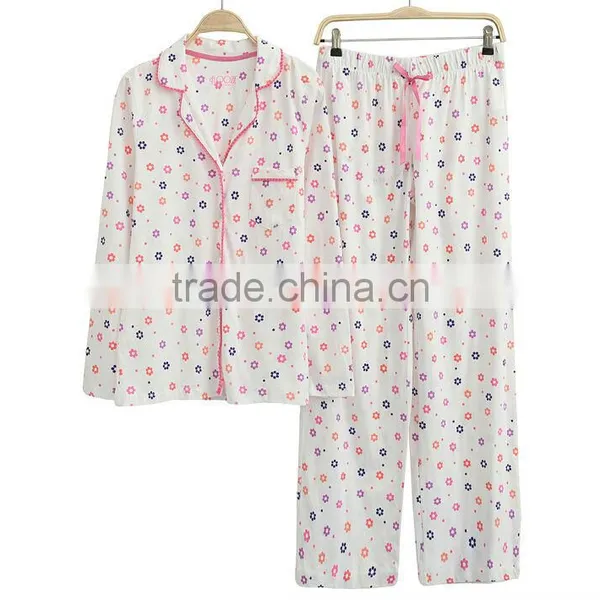 Loose and Comfortable Sleeping Clothes for Women