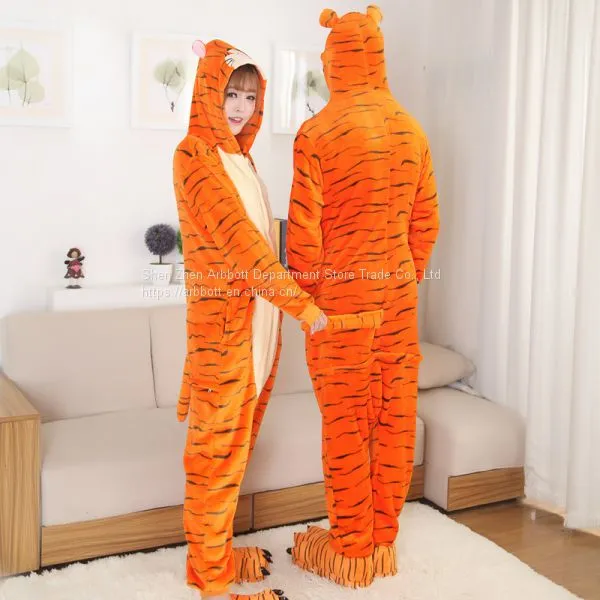 Tigger Cartoon Flannel Conjoined Polyester Couple Pajamas photo-2