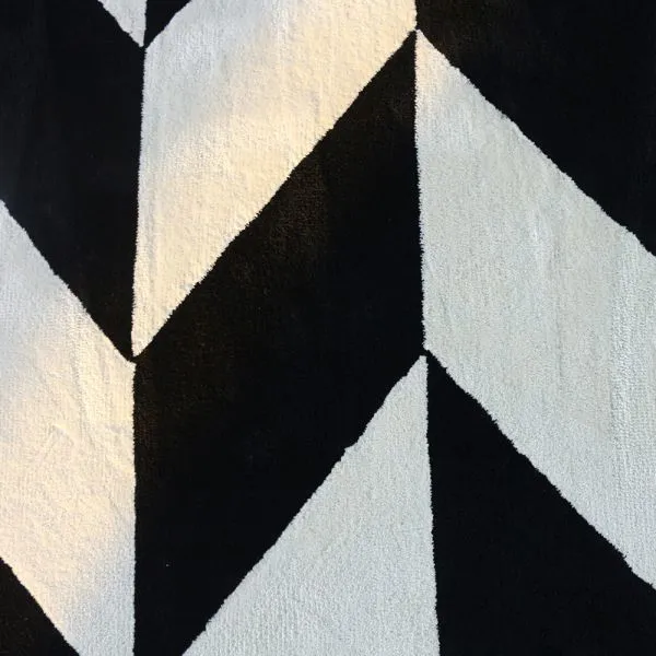 Black And White Color Chevron Pattern Carpet Stereoscopic Area Rugs For Living Room photo-4