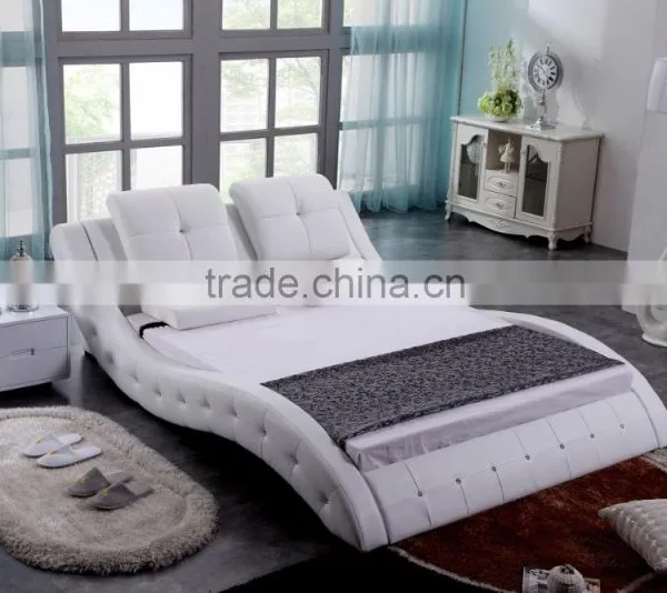 Muses 2016 New Customized Bedroom Furniture for Sale photo-2