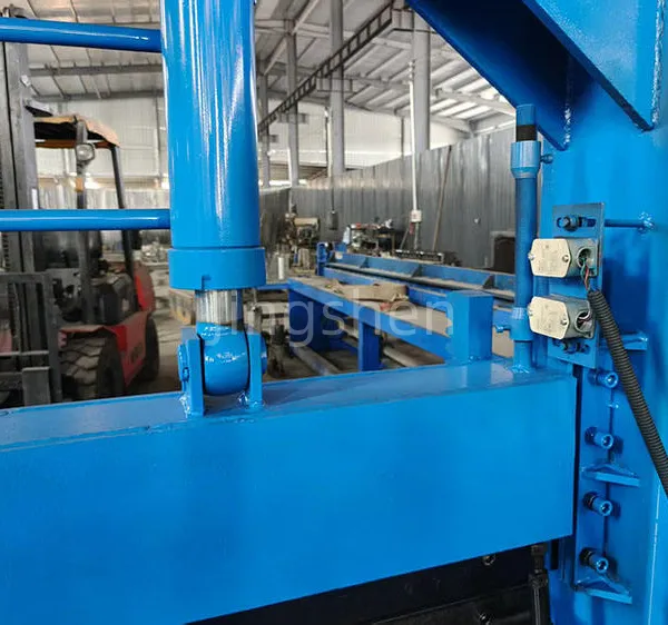 Hot-selling P-type Wire Mesh Bending Machine, Made in China, Factory Direct Sales. photo-3