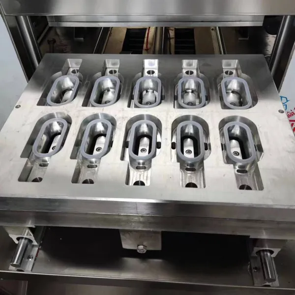 Freshly Stewed Sea Cucumber Sealed Box and Fresh - Locking Modified Atmosphere Packaging Machine, Vacuum Packaging and Sealing Machine for Boxed Sea Cucumbers photo-2