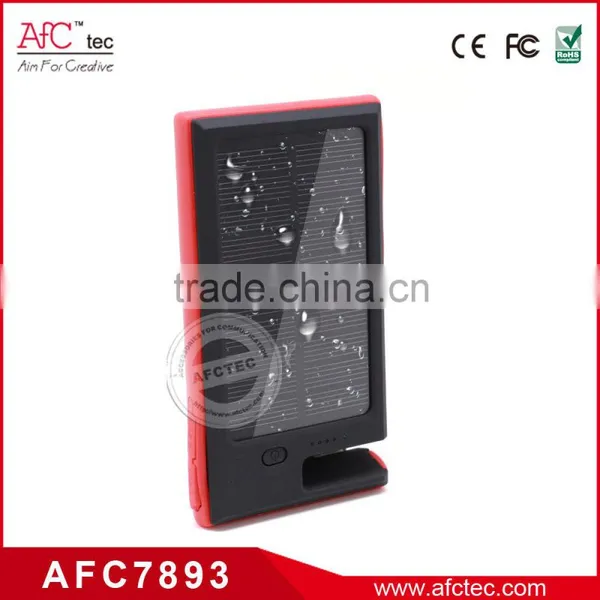 Wholesale High Capacity Outdoor 8000mah Waterproof Solar Charger for Samsung Galaxy s4 With Led Torch photo-3