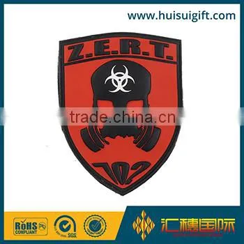 Wholesale Promotional Fashionable 3D Embossed Sew on Rubber Badge