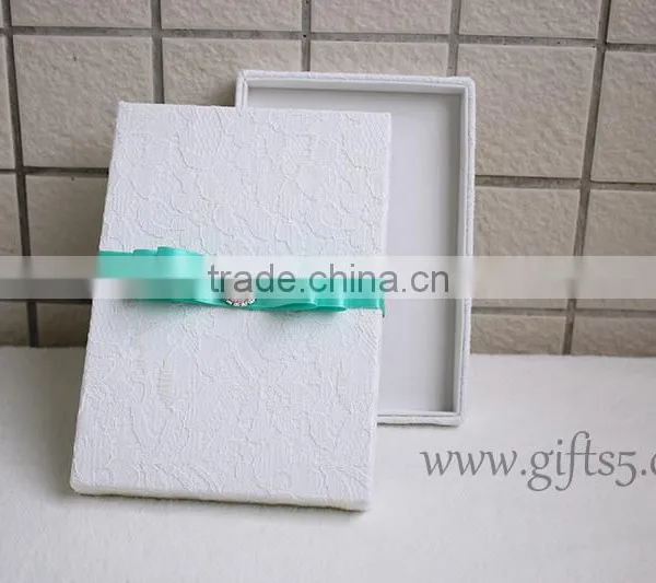 Elegant Wedding Invitations Silk Boxes Wholesale photo-3