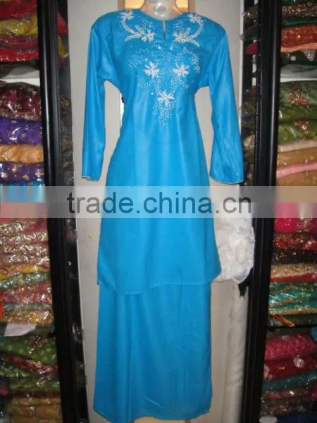BAJU KURUNG