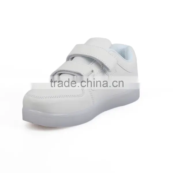 Wholesale Fashion White/black LED Light up Shoes/luminous LED Light Running Shoes photo-2