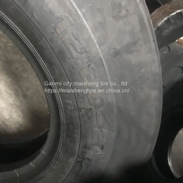 Henan Fengshen Scraper Smooth Tire 12.00-24 Mine Forklift 1200-24 Tire photo-4