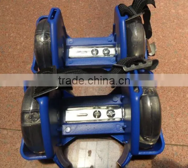 Plastic Heavy Duty Skates With Led Light photo-2
