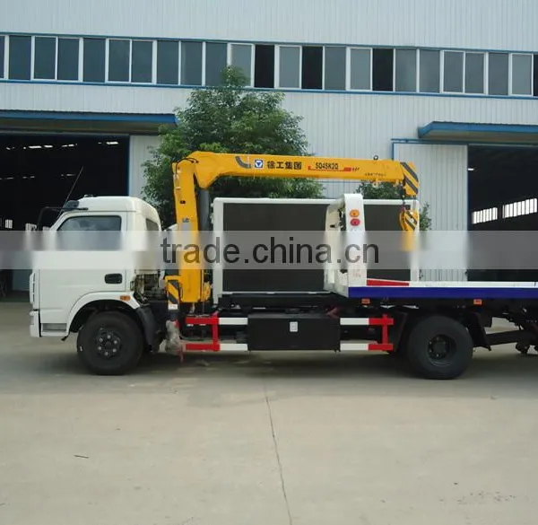 Dongfeng Wrecker Towing Truck,4x2 China Tow Truck With Crane photo-2
