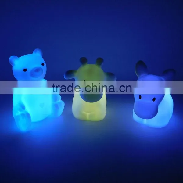 Plastic Honey Bear Plastic Electronic Toys Pvc Vinyl Wild Animal Toy Led Light Bear Toys photo-3