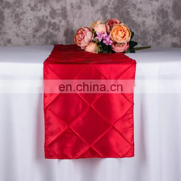 Pintuck Taffeta Table Runner photo-2