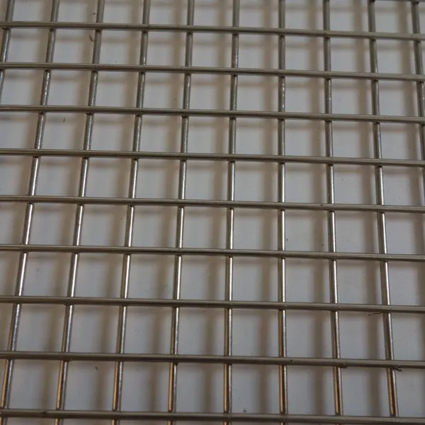 Customizable Welded Wire Mesh Panel Low Carbon Steel Wire Galvanized PVC Coated Anti-Thief Building Construction Mesh photo-5