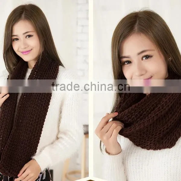 Hot Selling Fashion Infinity Solid Color Knitting Scarf for Women photo-4